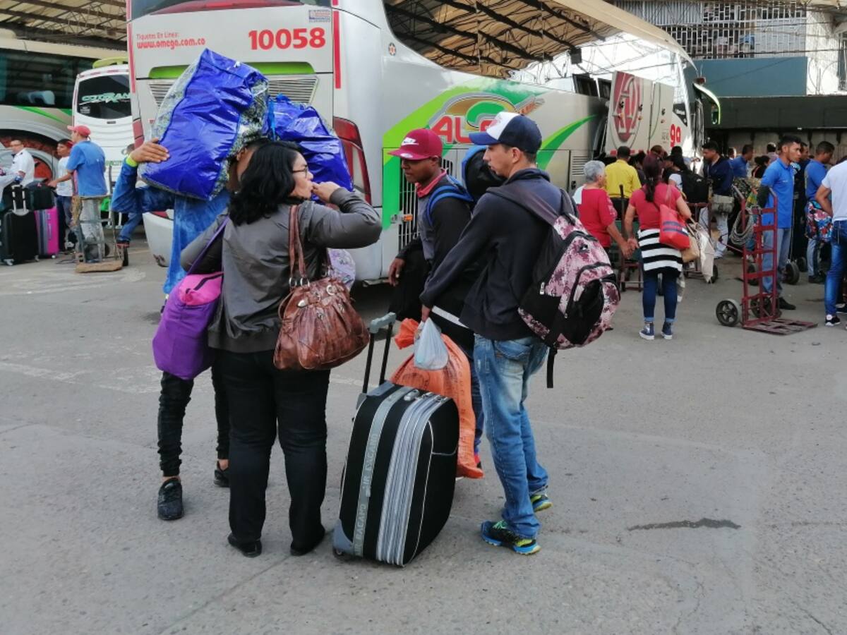 Transporte intermunicipal listo para atender pasajeros en Semana Santa