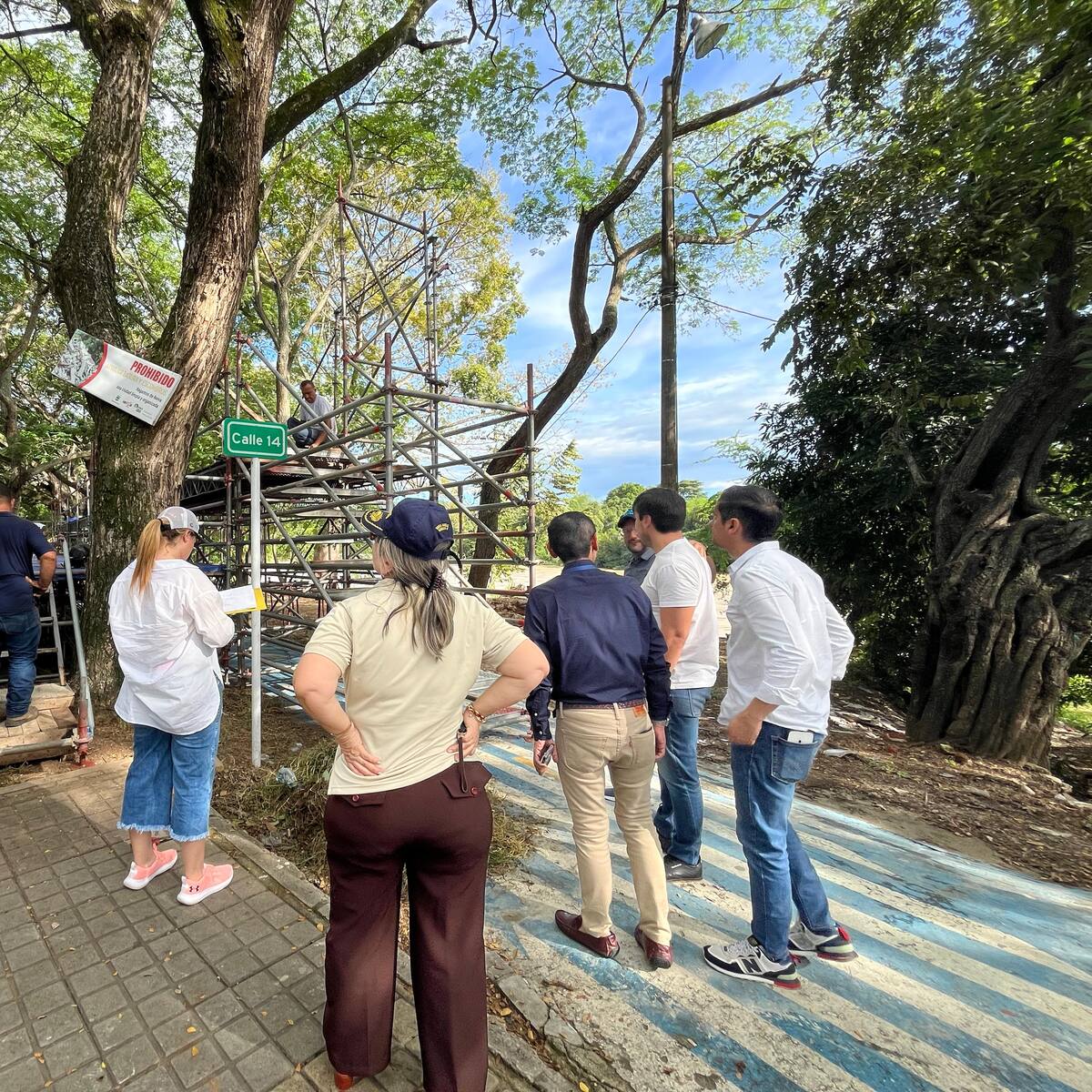 Alcalde de Neiva defiende subasta de palcos y asegura que acabó con los privilegios
