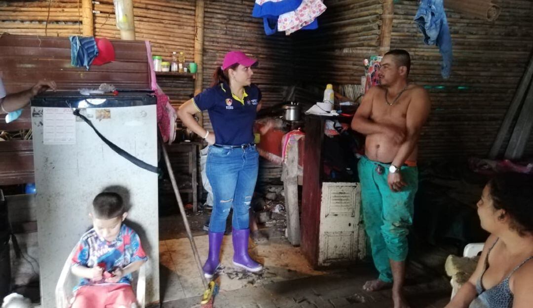 Entrega de ayudas prioritarias en Ibagué