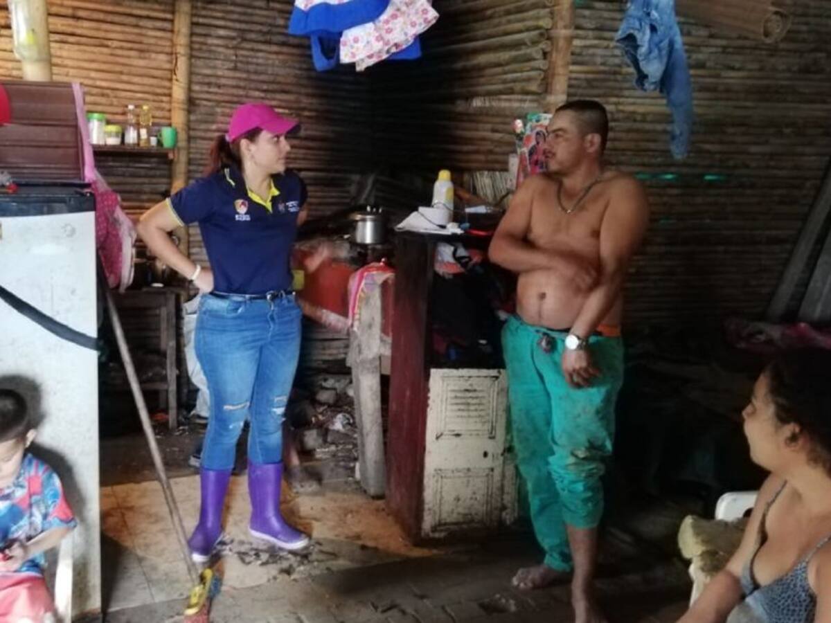 Gobernación entregó ayudas a familias afectadas por lluvias en Ibagué