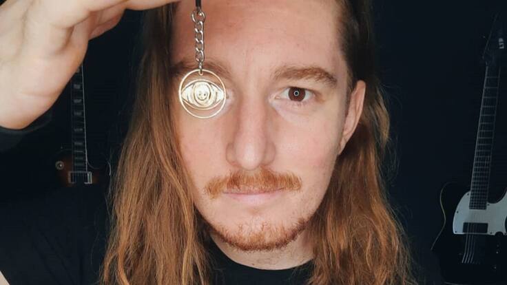 Nico Borie: el youtuber chileno que traduce clásicos del Rock n' Roll