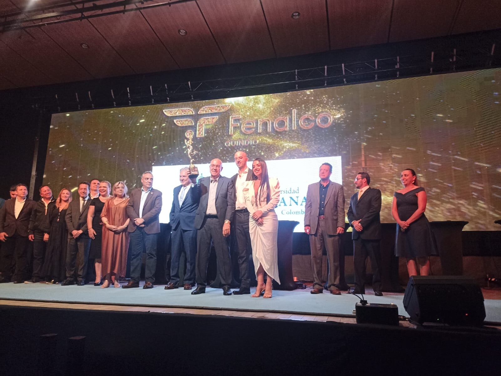 La noche de los mejores de Fenalco, Quindío, Centro de Convenciones de Armenia. Foto: Adrián Trejos