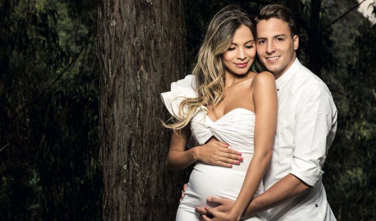 Santiago Arias y su esposa Karin Jiménez