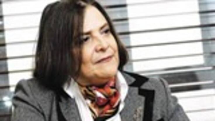 Clara López, Secretaria de Gobierno, dice que Bogotá está pagando los platos rotos por la ausencia de una política nacional