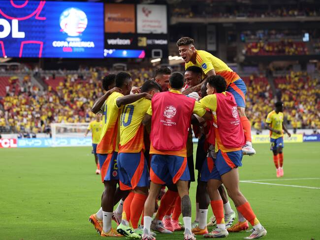 Los jugadores de la Selección Colombia festejan uno de los cinco goles ante Panamá. (Photo by Ezra Shaw/Getty Images)