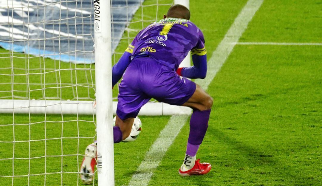 Cristian Bonilla de La Equidad en su partido ante Santa Fe en el Finalización 2021