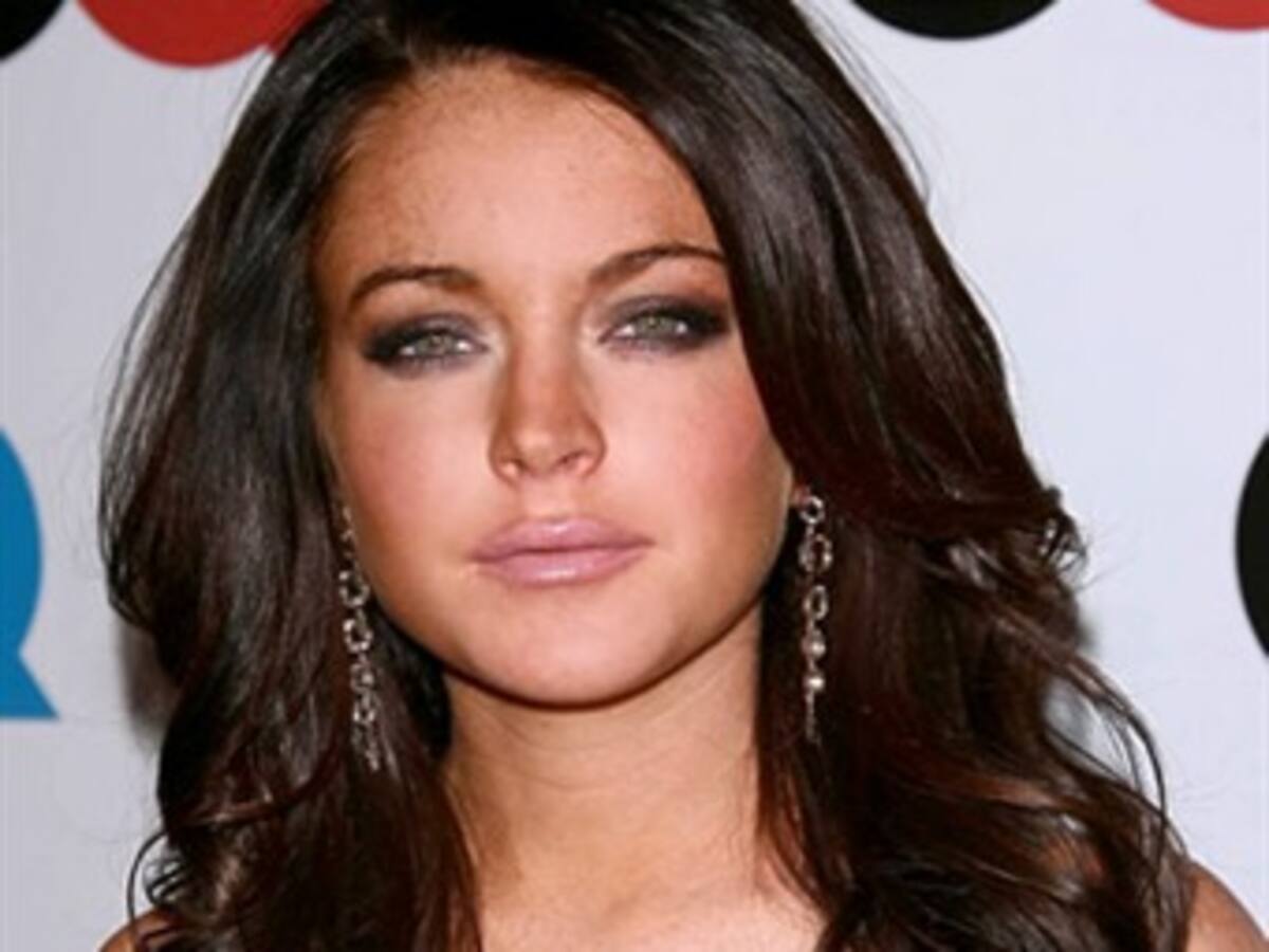Emiten el vídeo del supuesto robo de un collar a cargo de Lindsay Lohan