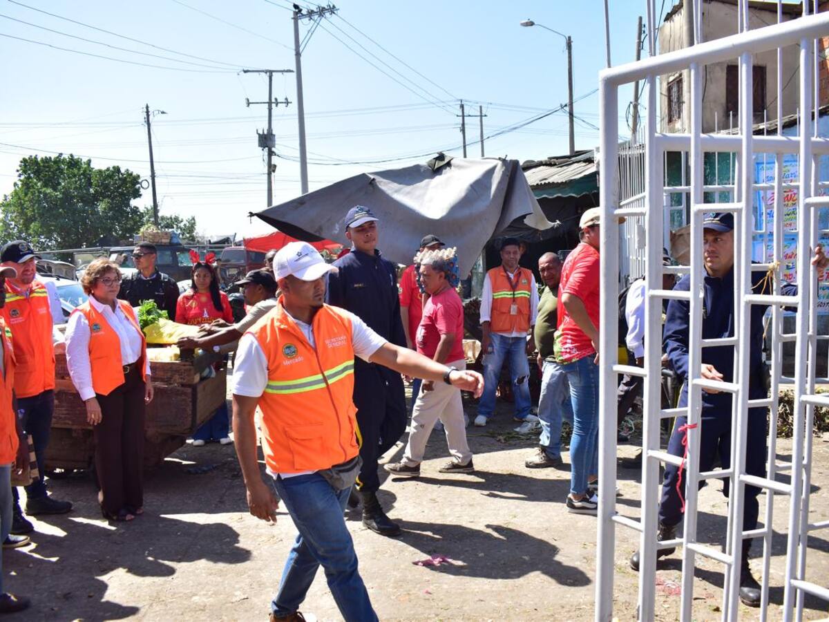 Distrito tendrá vigilancia privada 24 horas en Bazurto e instalará puertas de acceso