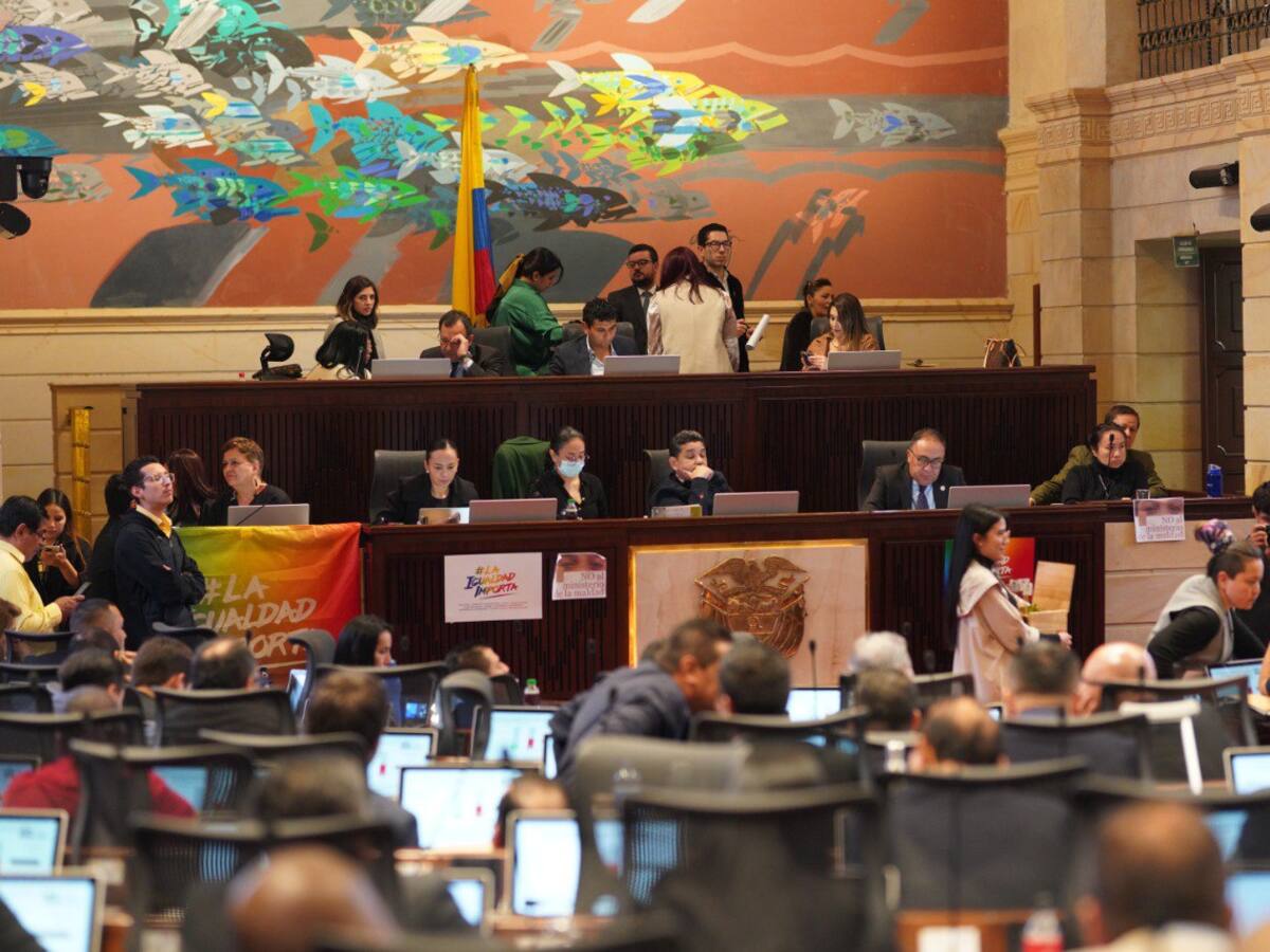 Cámara creó Comisión para hacer seguimiento a escándalos de corrupción en el país