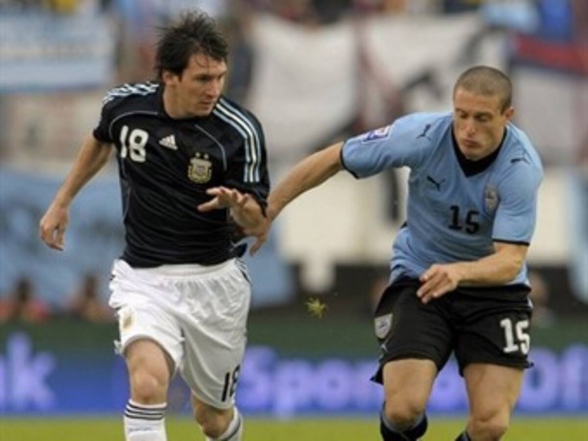 Argentina y Uruguay pretenden organizar el Mundial de fútbol del 2030