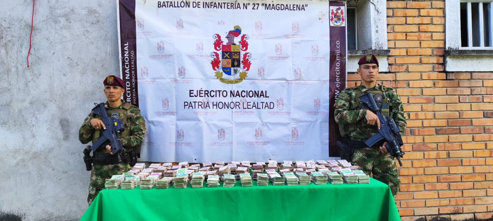 Este sujeto fue capturado de forma inmediata y puesto a disposición de la Sijín de la Policía Nacional para su judicialización junto al dinero incautado.