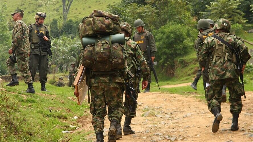 Los enfrentamientos se realizan en zona rural de Canalete.. Foto: Colprensa