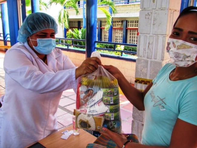 Estudiantes de Cartagena han recibido 205.399 paquetes nutricionales