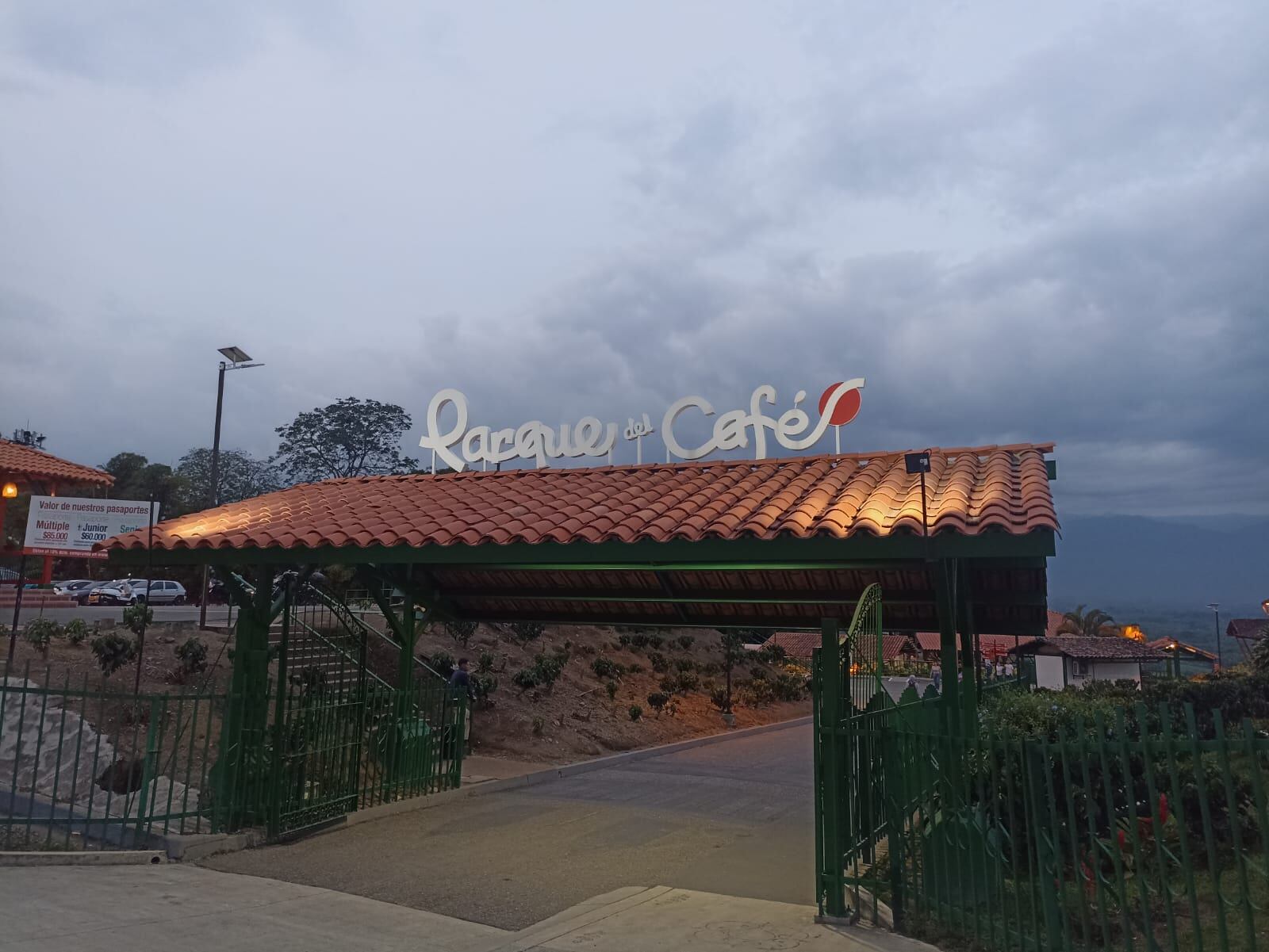 Entrada principal del Parque del Café en Montenegro, Quindío. Foto: Adrián Trejos