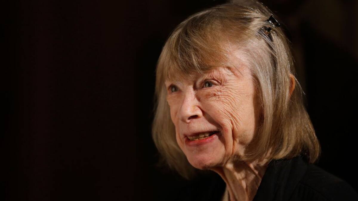Murió Joan Didion, escritora y guionista estadounidense