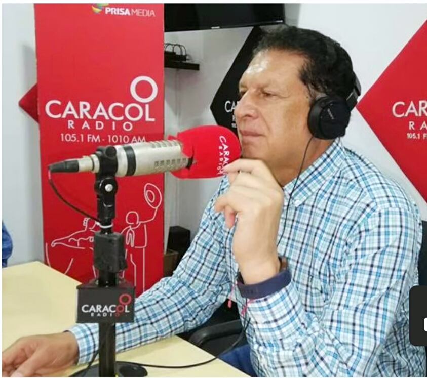 Cabe resaltar que la decisión se realiza solo por omisión impropia, pues del proceso de celebración de contrato sin los requisitos legales que fue por el que se abrió la investigación, Cárdenas Chávez fue absuelto.