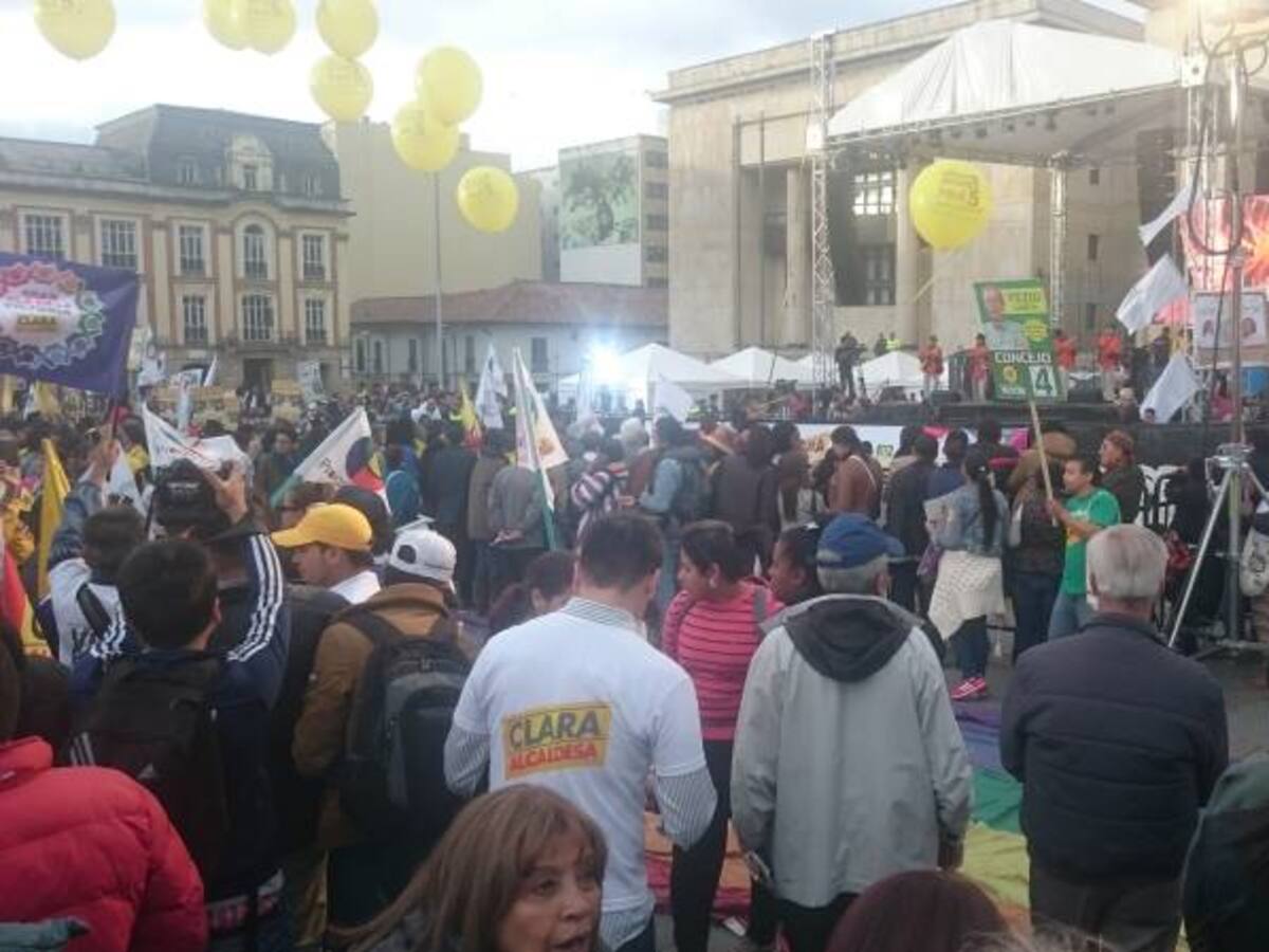 Plaza de Bolívar epicentro del cierre de campaña de Clara López