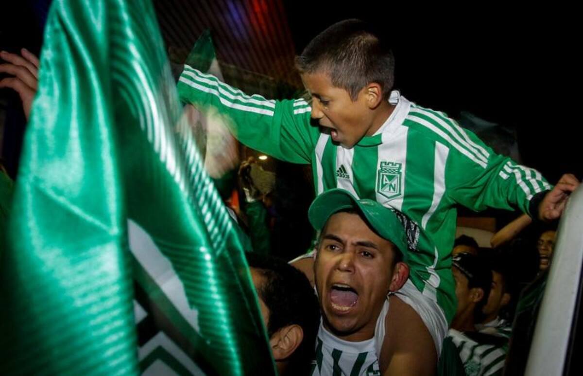 Hinchas de Nacional en Bogotá