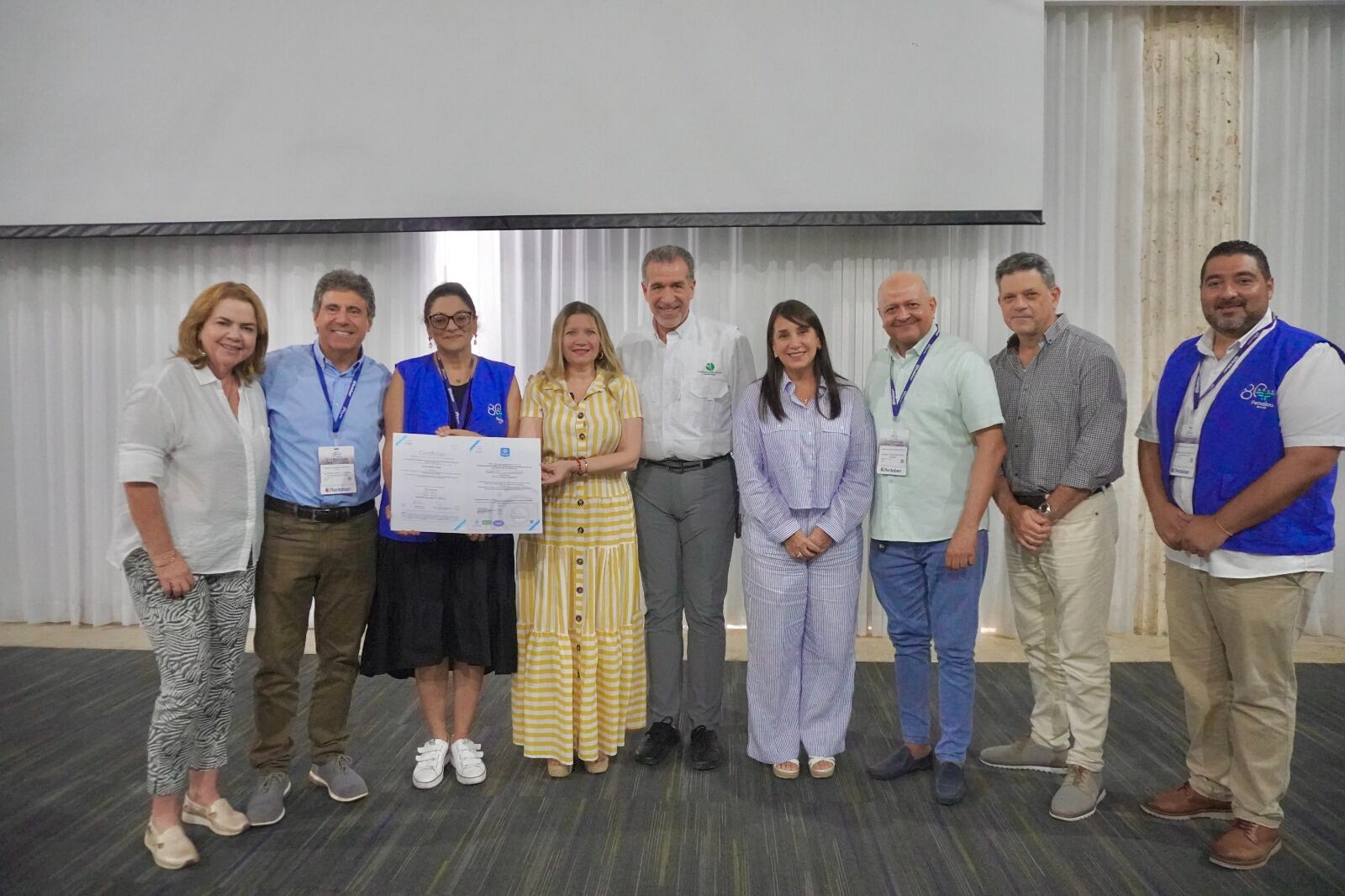 Fenalco bolívar recibe certificación Icontec por sus actividades misionales