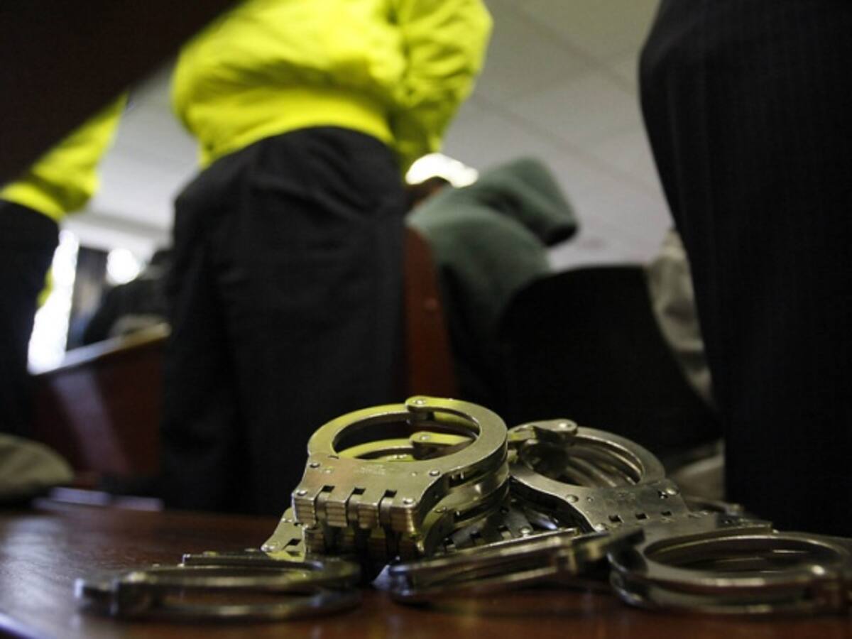 Detienen tres adolescentes por atracar a un taxista en Bogotá