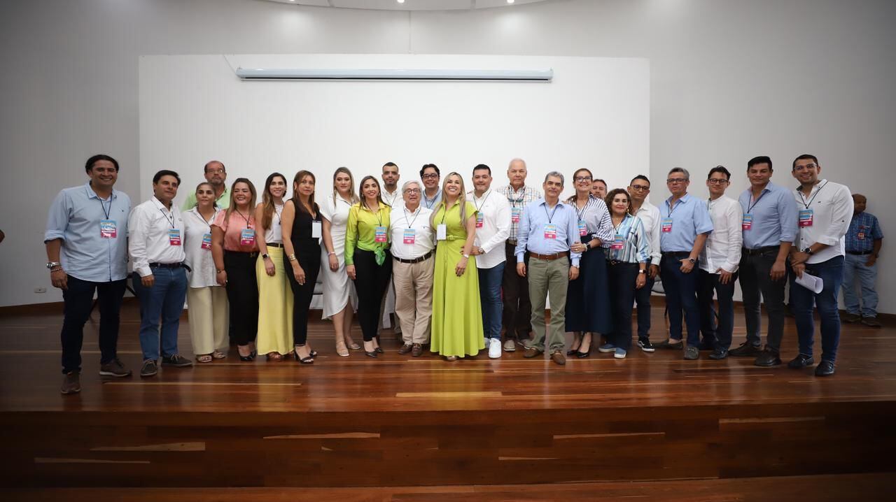 La presentación del comité de empalme se realizó en el auditorio del Panóptico de Ibagué