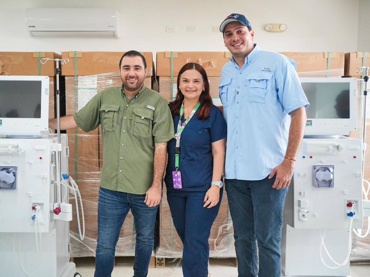 Gobernador de Bolívar entregó Unidad de Terapia Renal en Mompox