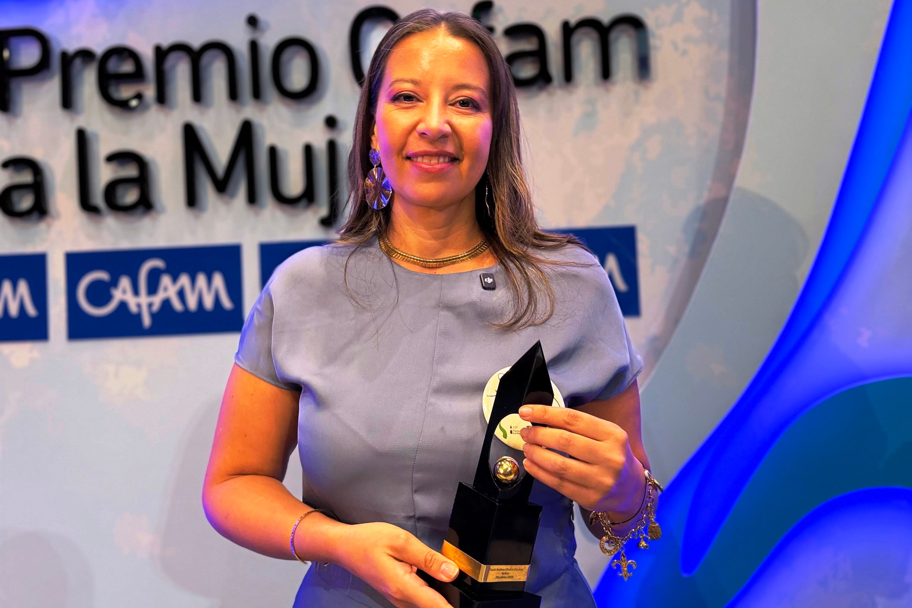 Paula Andrea Giraldo, representante de Comfenalco y Bolívar en el Premio Mujer Cafam 2026