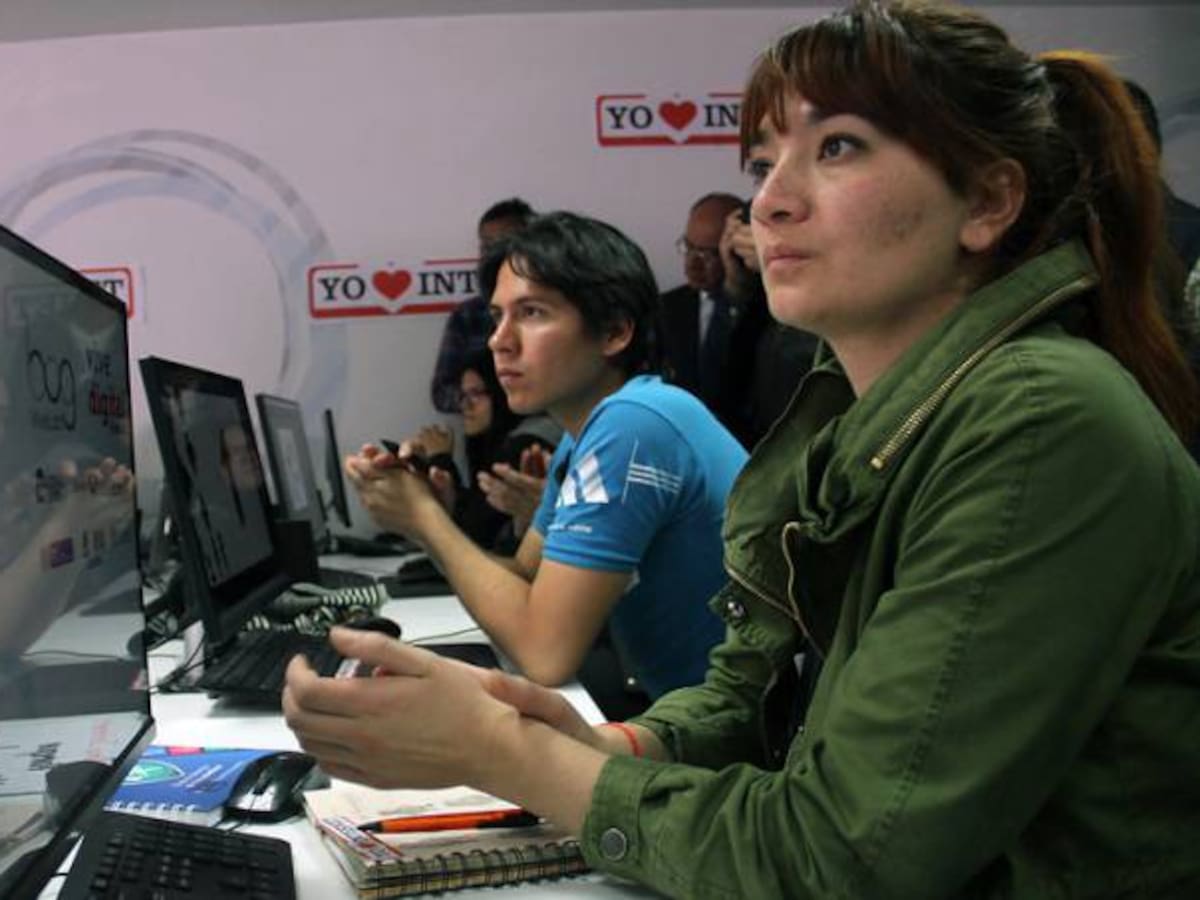 "Hay que romper el modelo educativo basado en títulos"