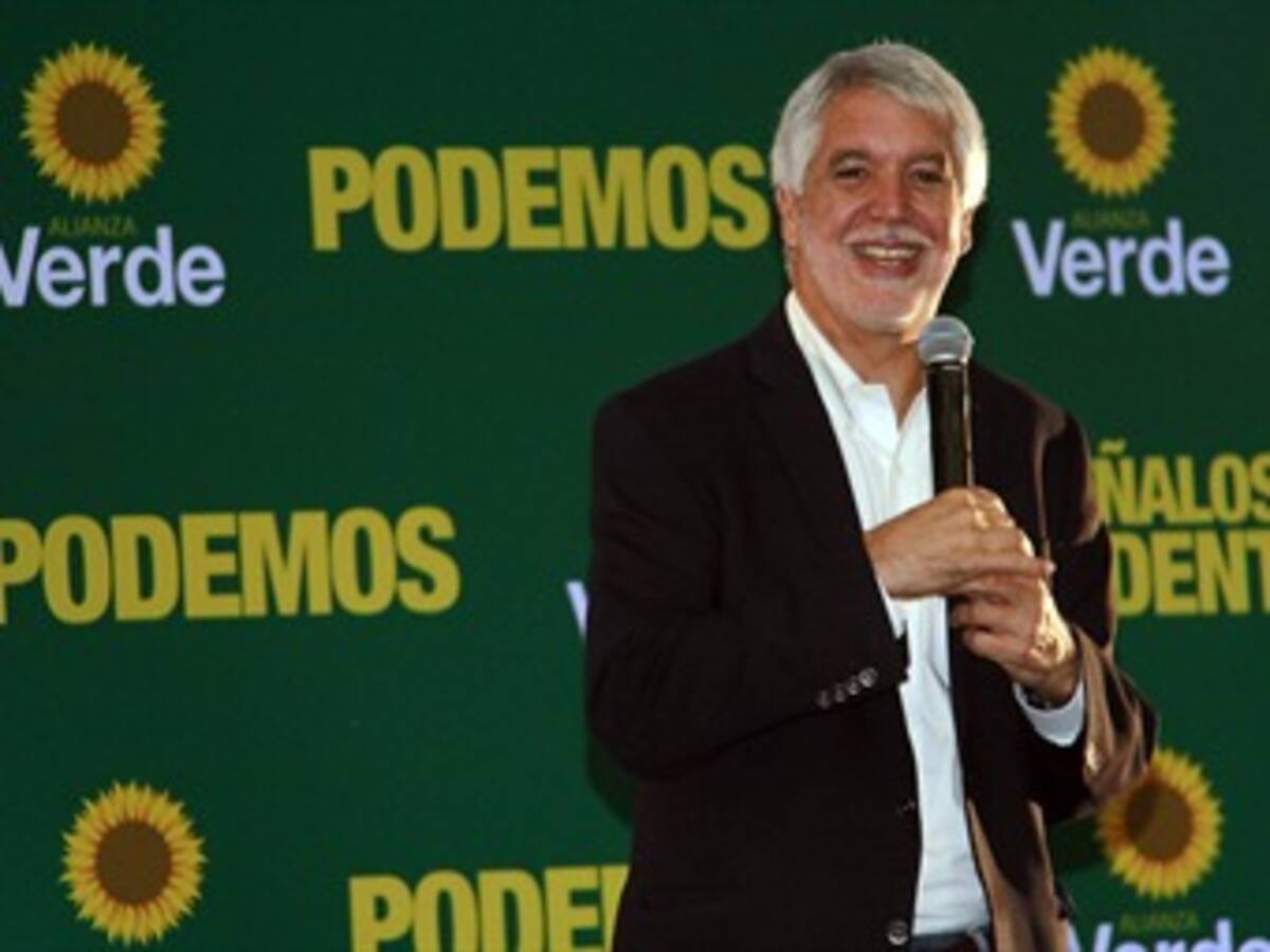 Respaldar el proceso de paz no significa simpatía con Farc: Peñalosa