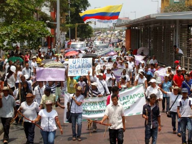 Cartagena se suma a protesta nacional contra investigación a la campaña de Gustavo Petro