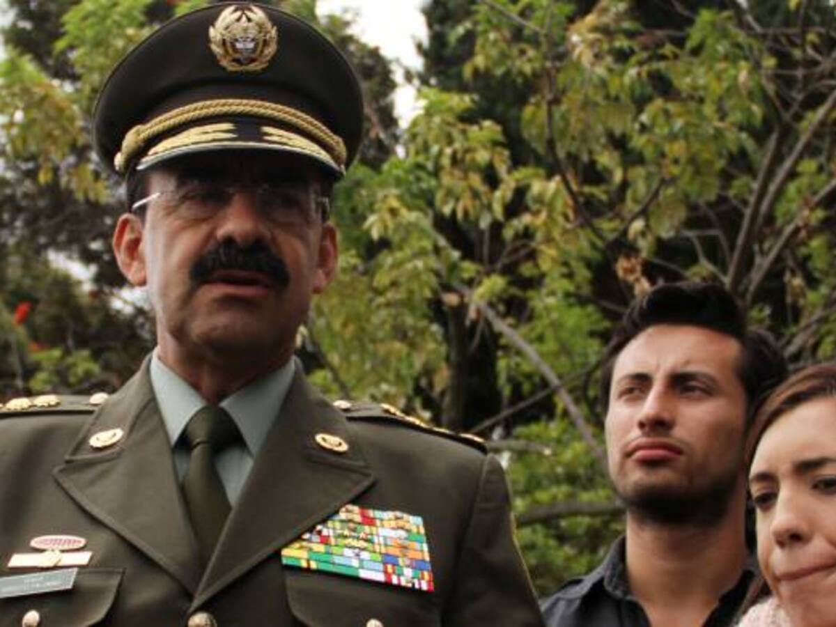 Abren investigación disciplinaria contra el general Rodolfo Palomino
