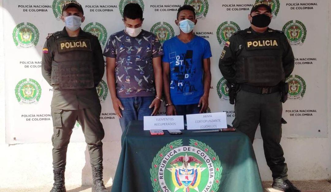 Al parecer participaron en un atraco a una mujer en hechos que se presentaron en el barrio Las Delicias, casco urbano de este puerto fluvial