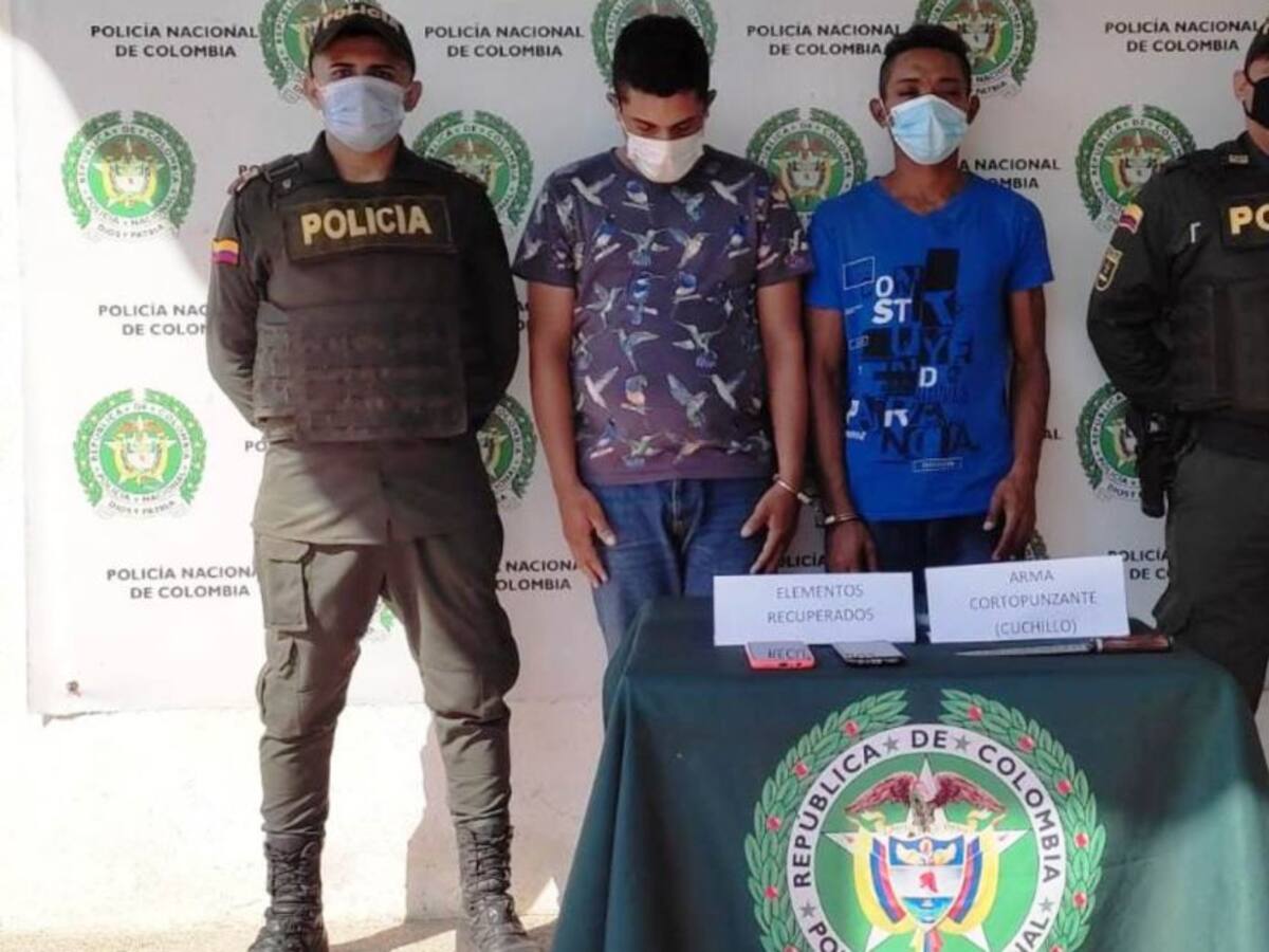 En Magangué cayeron dos presuntos atracadores y recuperaron dos celulares