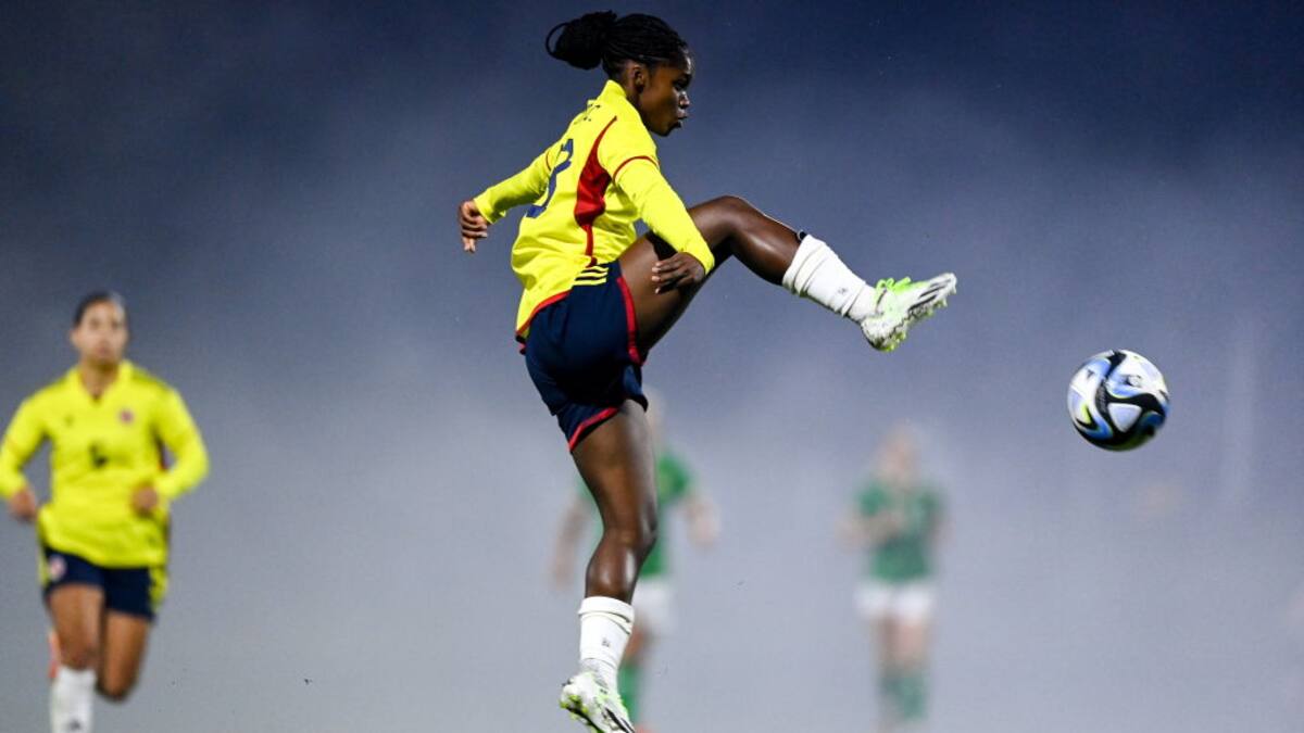 Linda Caicedo adquirió lo que tiene gracias a su disciplina: entrenador Diego Vásquez