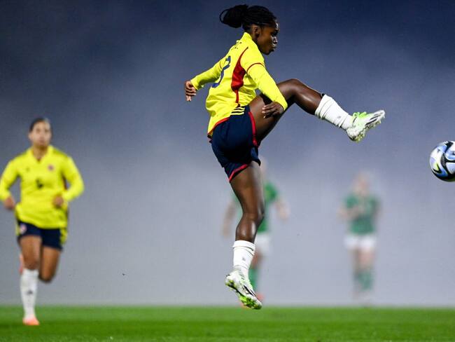 Linda Caicedo adquirió lo que tiene gracias a su disciplina: entrenador Diego Vásquez