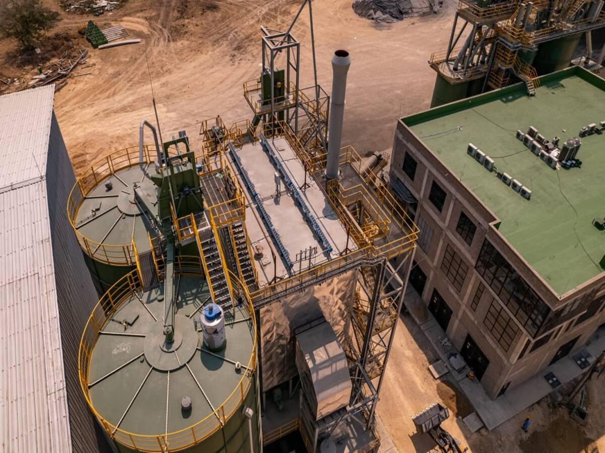 Cemento País duplica su capacidad y lidera el mercado del Caribe.