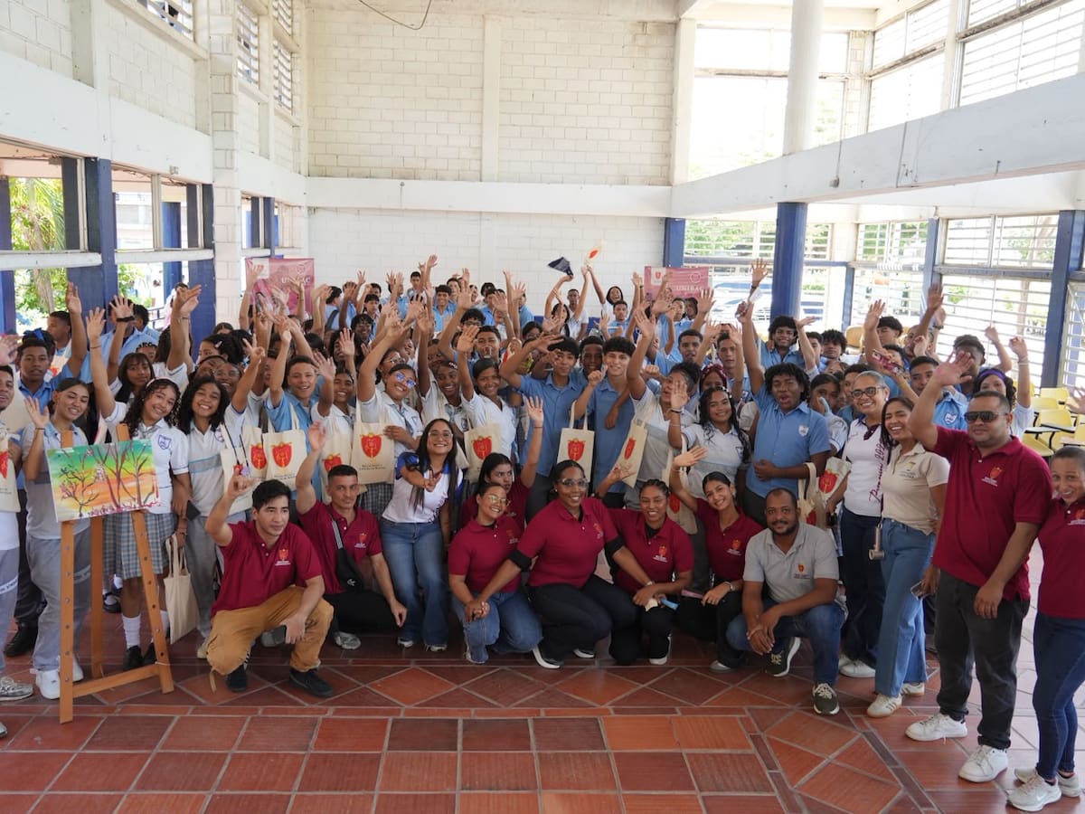 Unibac lleva talleres artísticos a colegios de Cartagena y municipios de Bolívar