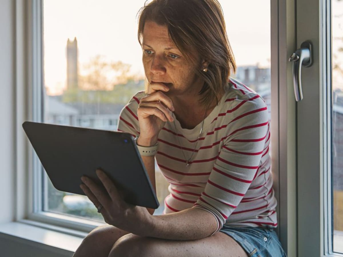 Los correos electrónicos que pueden dañar la salud mental y productividad
