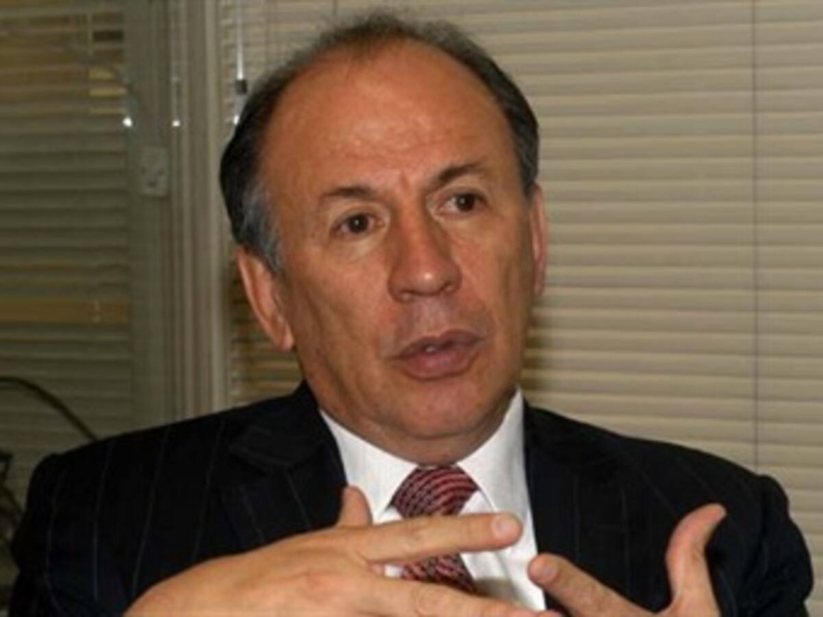 El ex congresista Carlos García ya está libre y con su familia