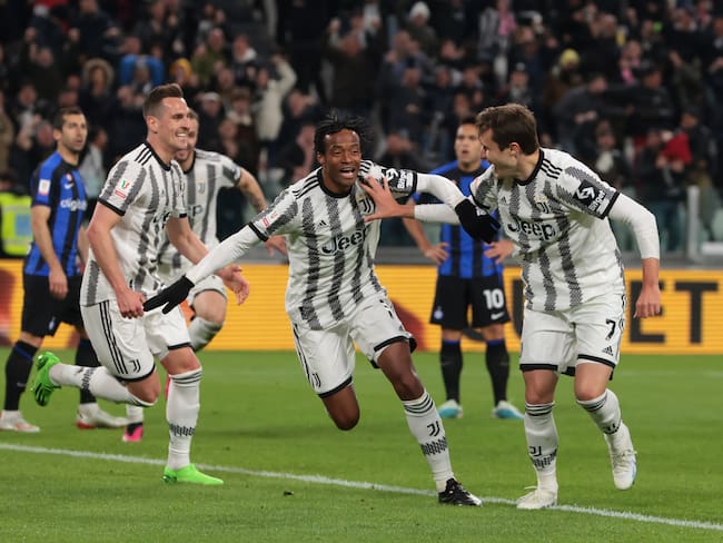 Juan Guillermo Cuadrado festeja uno de sus goles marcados a la Juventus. (Photo by Jonathan Moscrop/Getty Images)