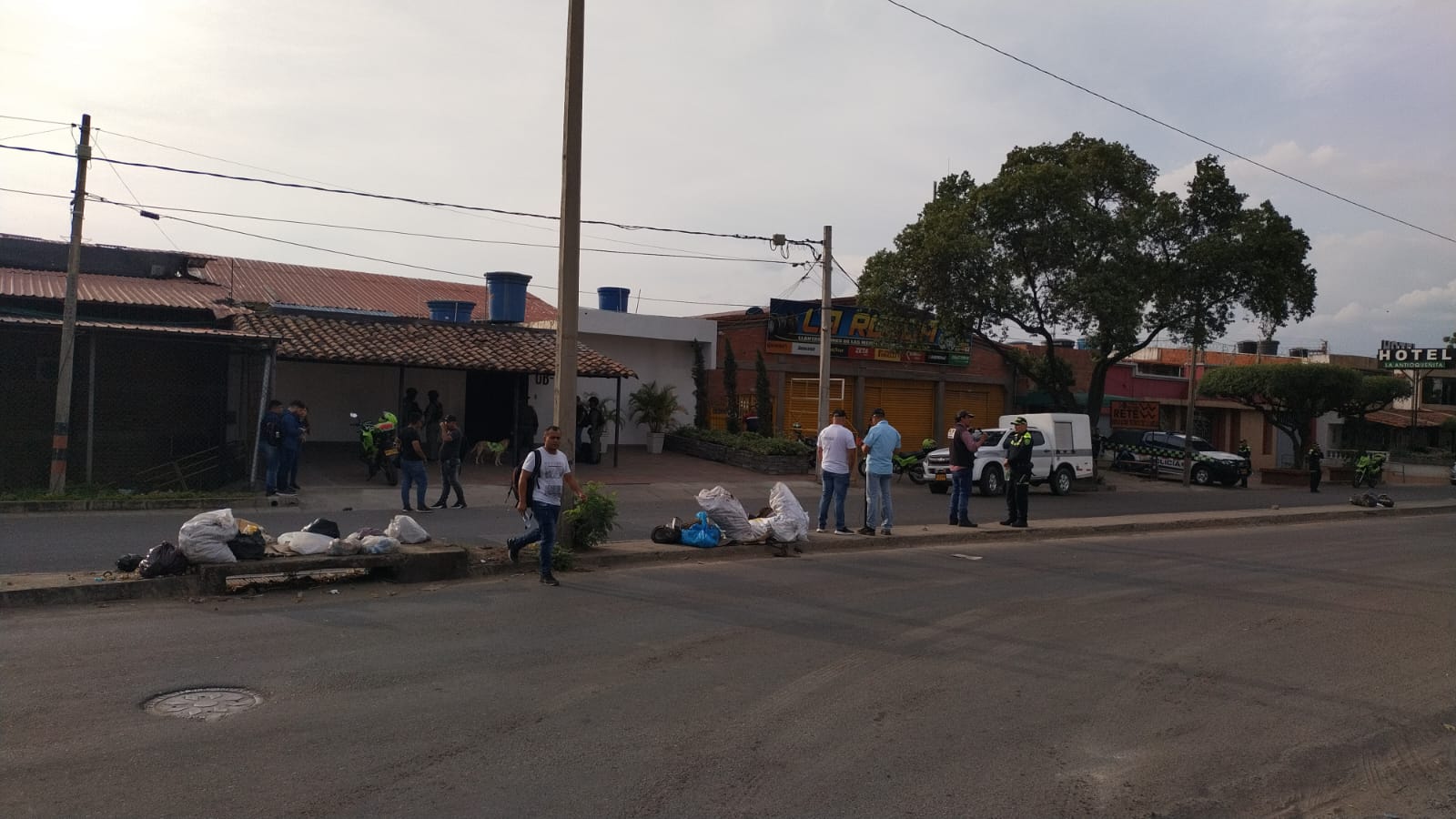 Lanzan explosivo a establecimiento de confecciones en Cúcuta