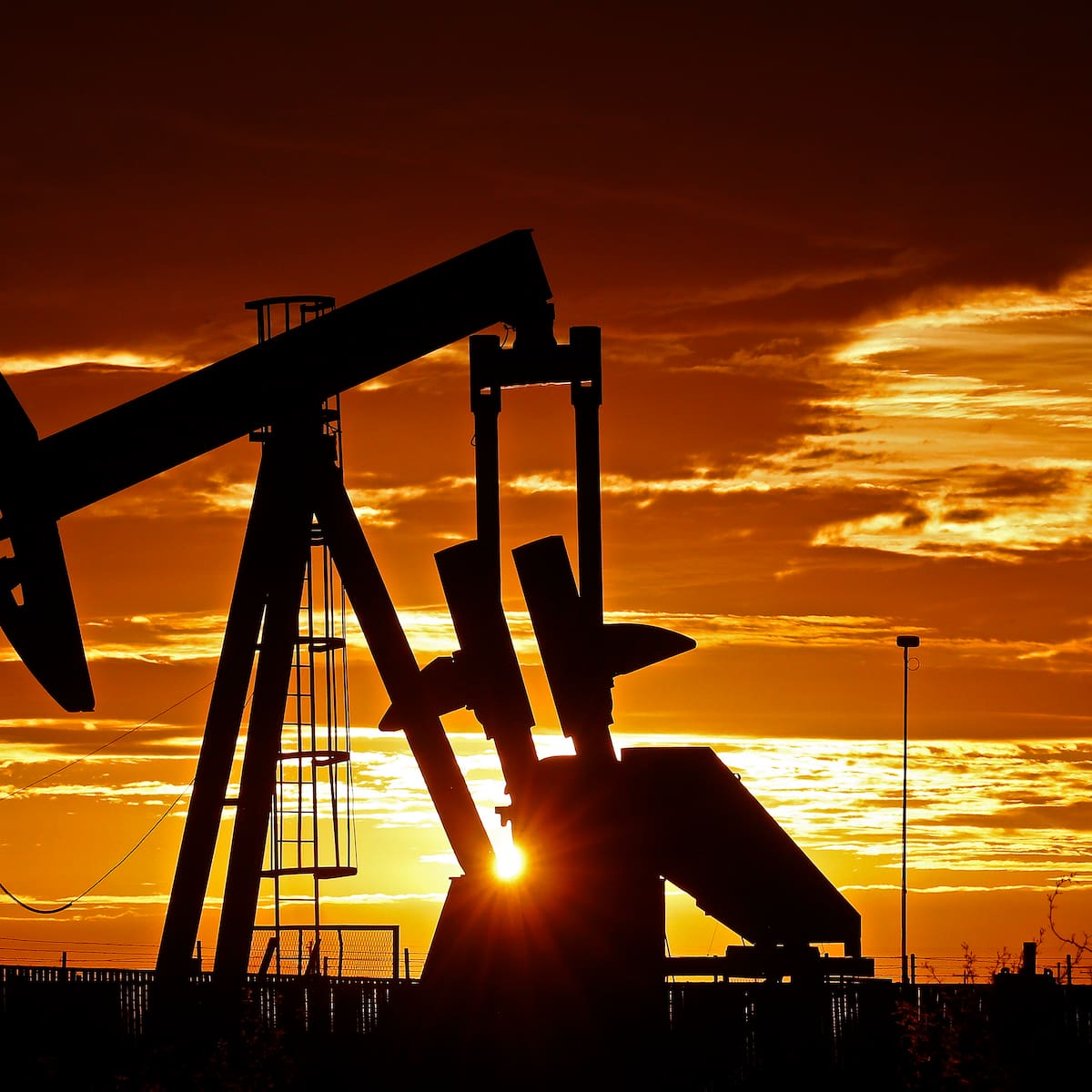 Consumo del petróleo seguirá subiendo hasta 2050