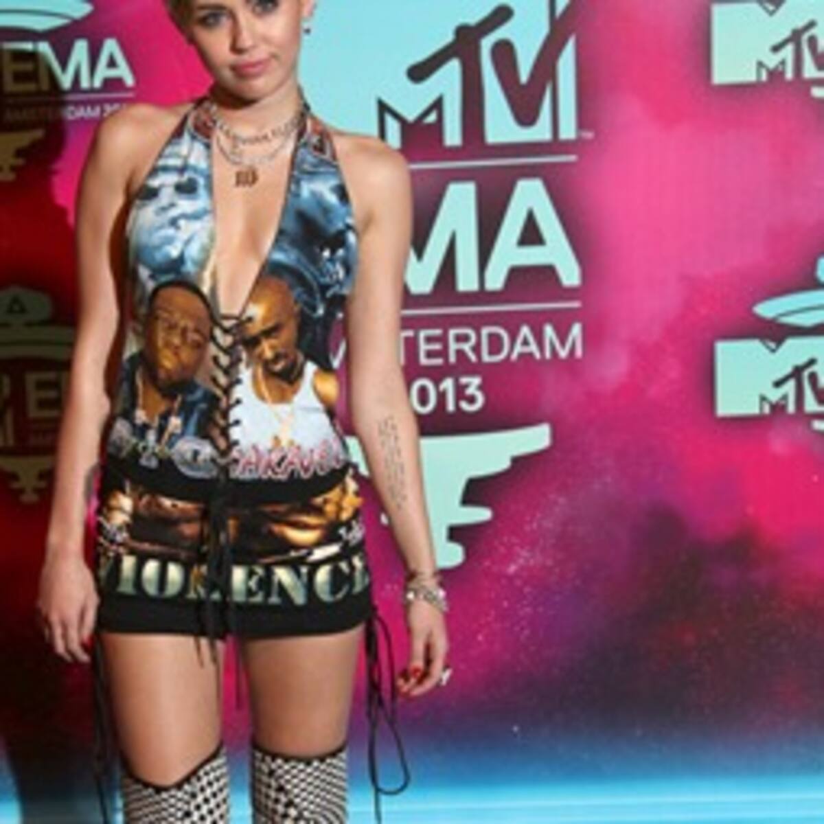 'Miley Cyrus acabará en rehabilitación':Robbie Williams
