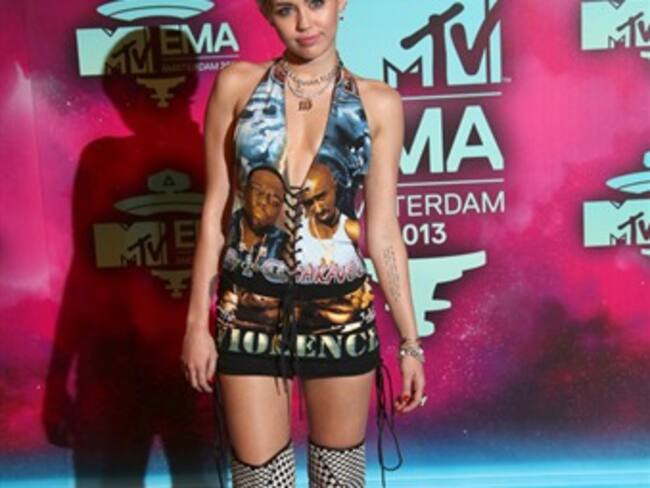 'Miley Cyrus acabará en rehabilitación':Robbie Williams