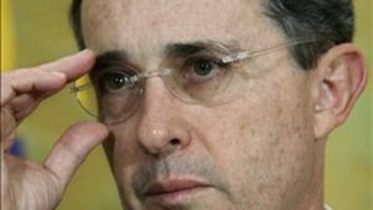Presidente Uribe preocupado por liberación de alias 'Pantera'