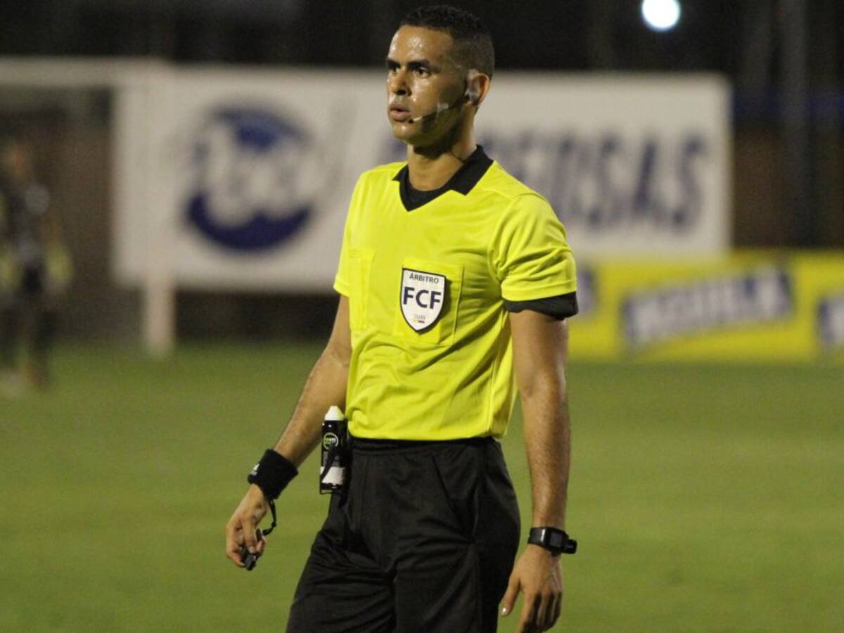 Carlos Ortega, nuevo árbitro internacional por Colombia para el 2021