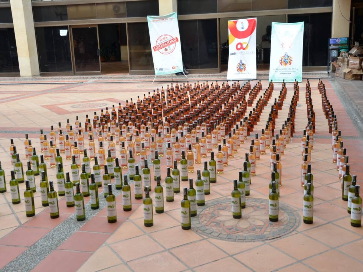 Incautan licor de contrabando proveniente del Ecuador en el sur del Huila