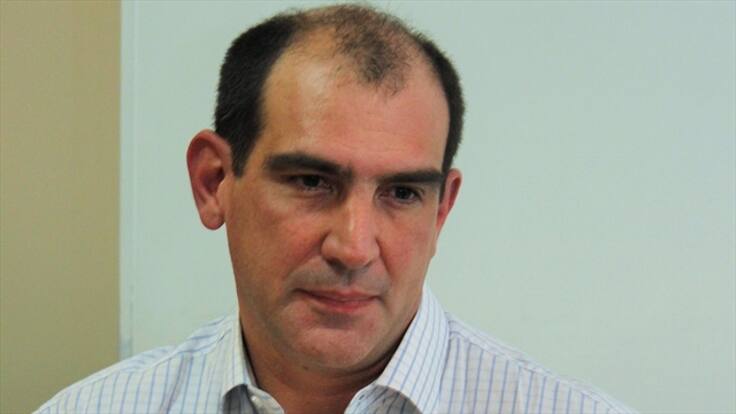 Asociar democracia con poderosos es lo que genera desconfianza: Eastman