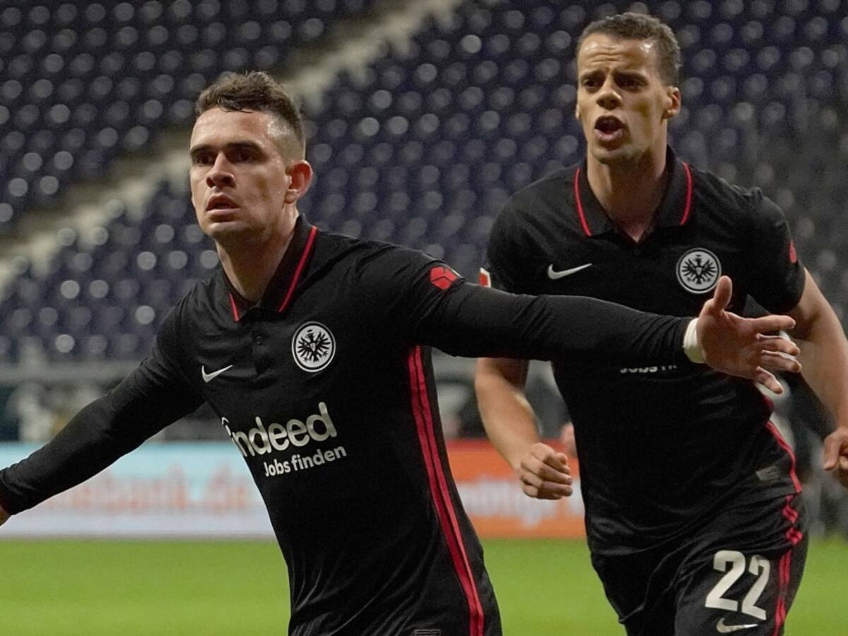 Borré marcó un doblete, pero el Frankfurt terminó cayendo ante el Dortmund