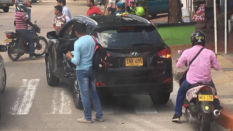 Camioneta del Comunicador Social Hugo Illera.